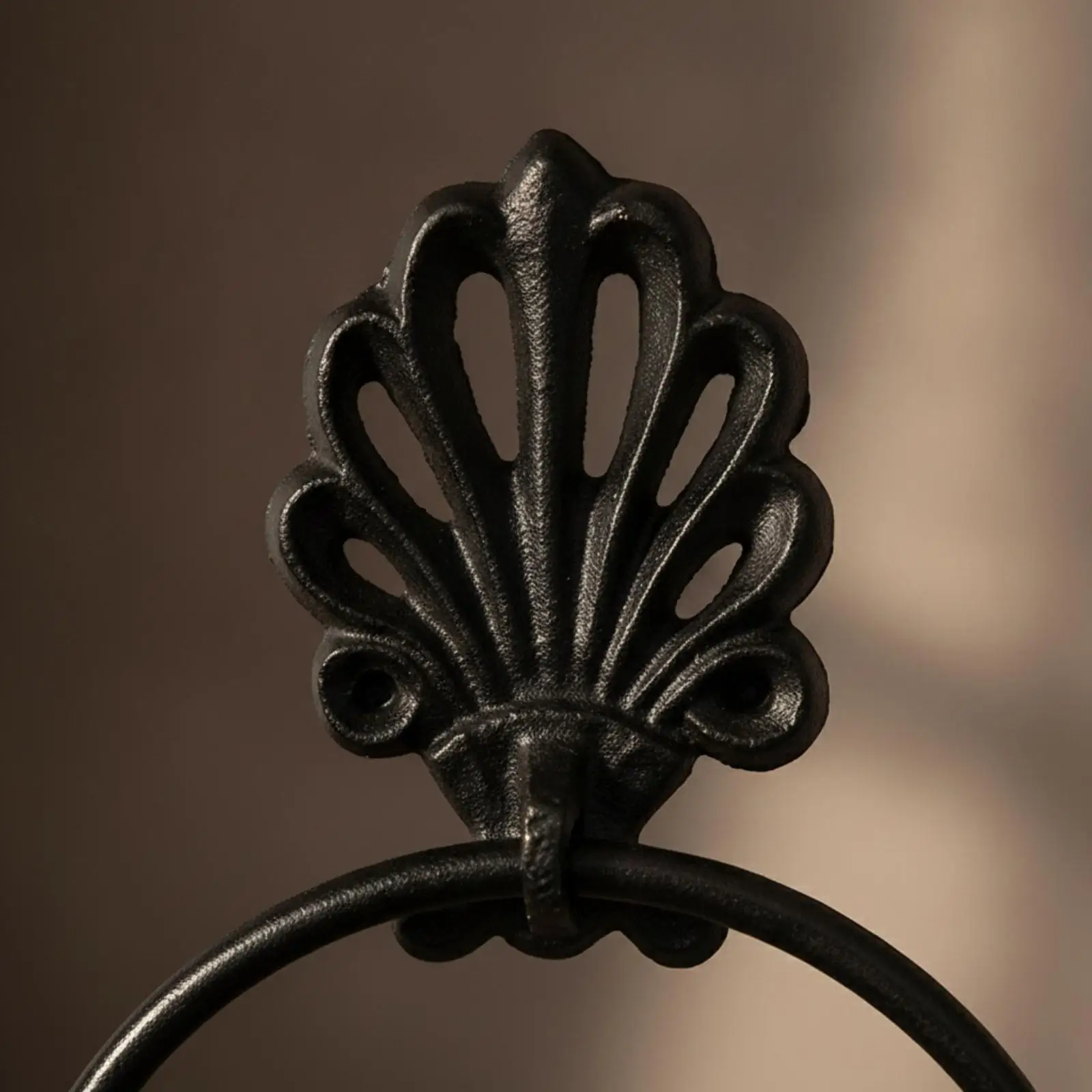 Wall Mounted Vintage Bathroom Paper Holder Cast Iron Towel Ring Shell Ornamental Backplate Easy Install for Guest Bathroom