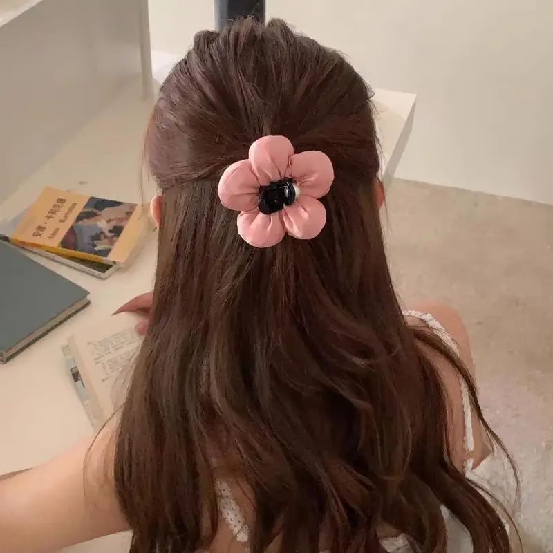 

Korean Creative Flower Hair Claw Clips Headdress Women Girl Trendy Hair Clips Hair Accessories