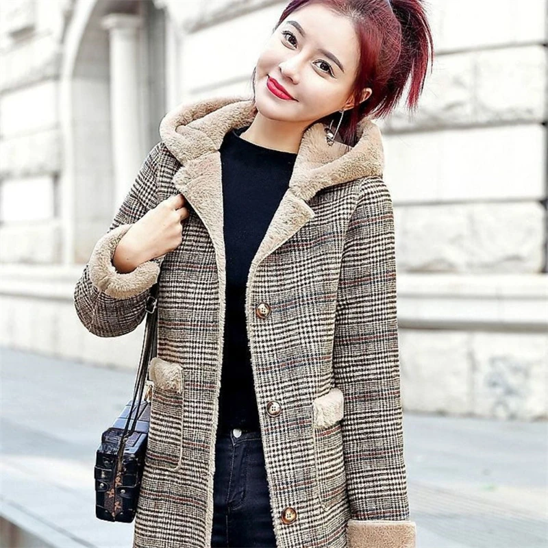 Women's Plaid Wool Coat Thic Velvet Thickened Warm Mid-Length Jackets Hooded Warm Woolen Coat Ladies Winter Jacket Faux Fur Coat