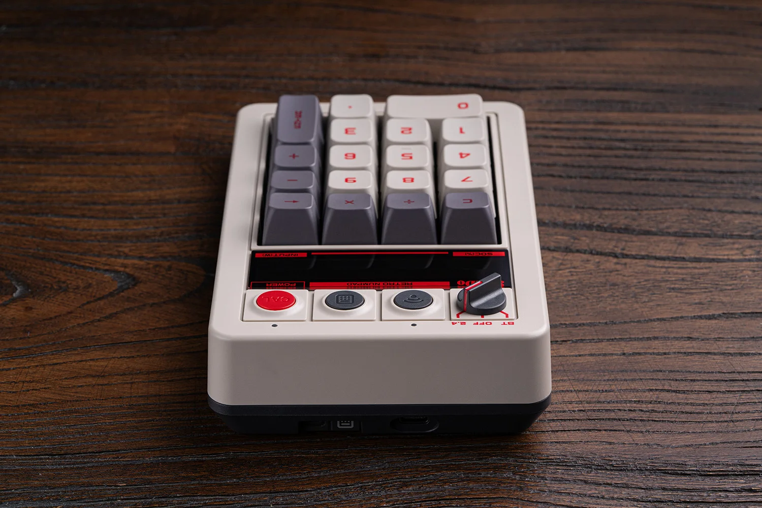 8BitDo Retro 18 Mechanical Numpad, Supports Calculator Mode, Bluetooth / 2.4G / Wired Numpad for Windows and Android