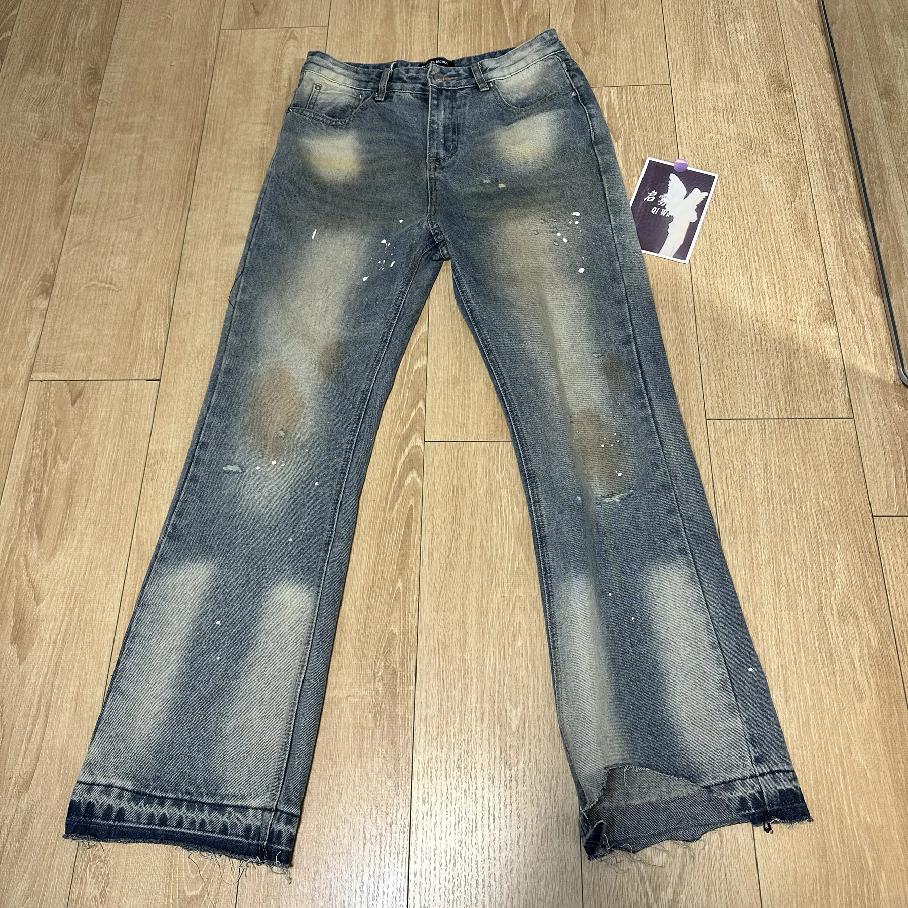 ER/D yellow mud burning damage micro pull knife cut old washed jeans