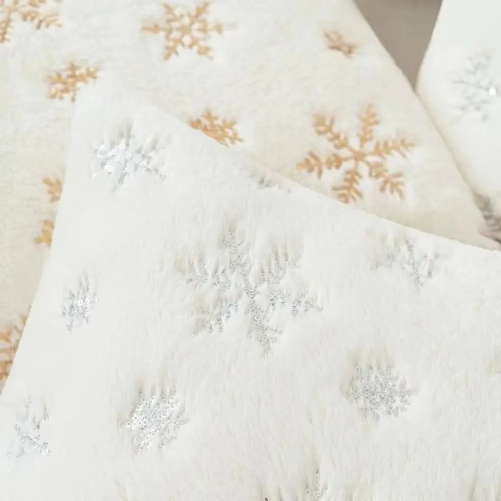 Christmas Pillow Cover Sequin Snowflake Festive Style Snowflake Pillow Cover Decorative Soft Texture Decorative Cushion Case