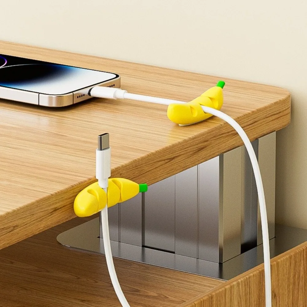 5 pçs em forma de fruta cabo enrolador organizador mini bonito usb clipes de cabo de carregamento tpr abóbora banana cenoura cabo protetor