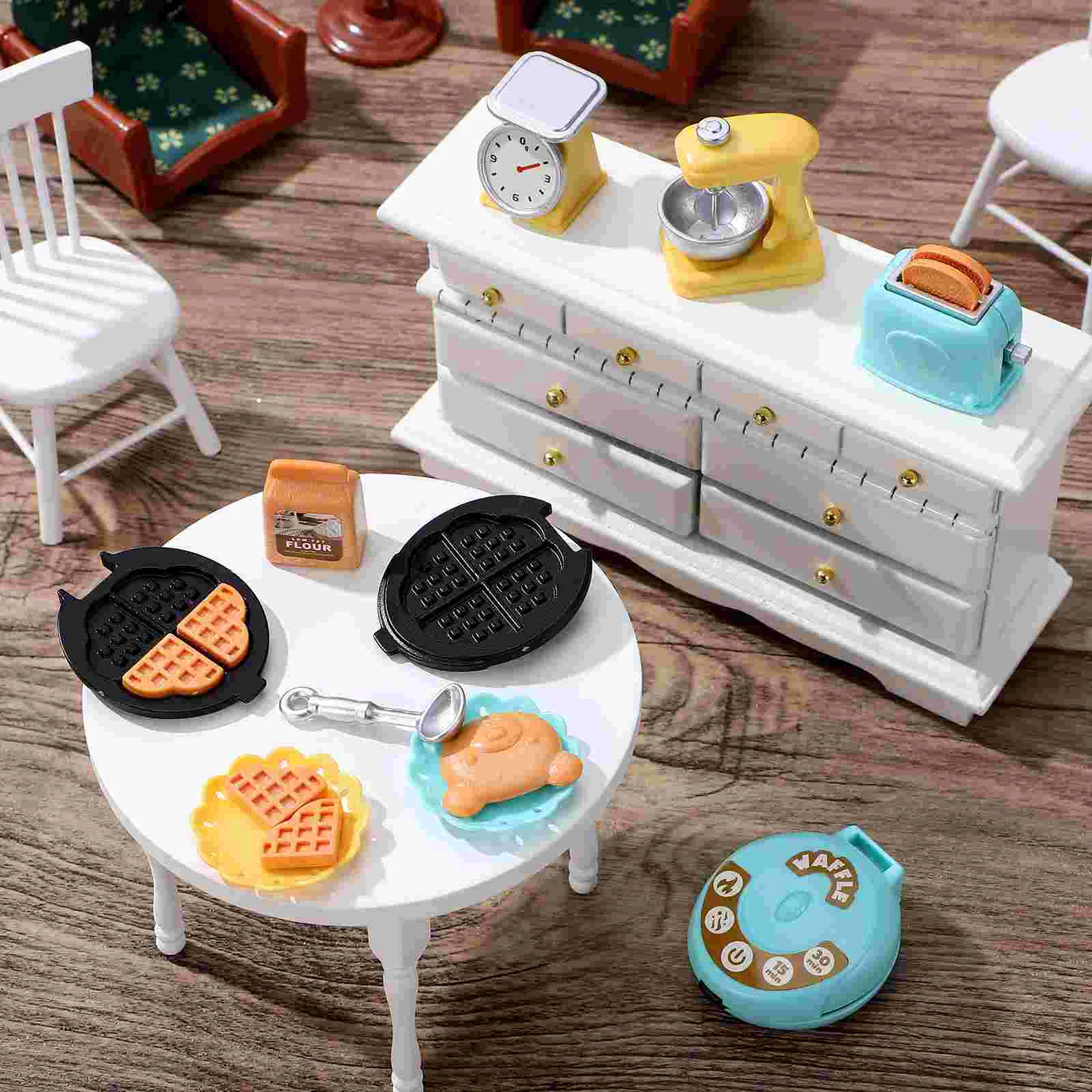 Miniature Bread Machine Child Toys Lebensmittelmodell Plastic Dollhouse Accessories Kitchen Playing