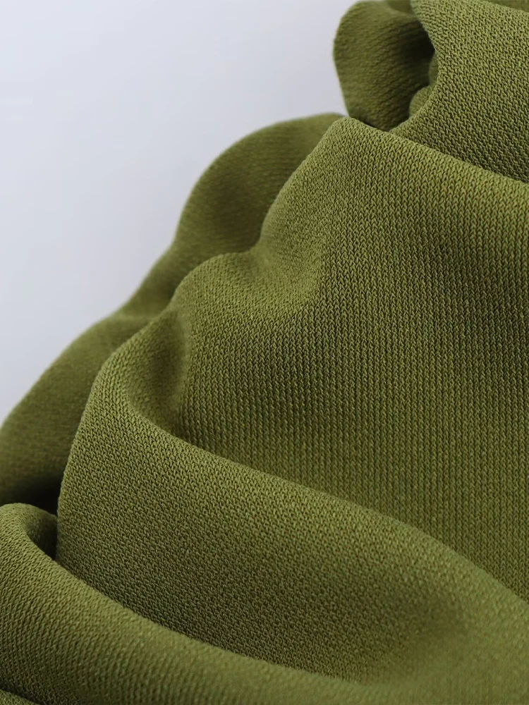 فستان نسائي ربيعي جديد على الطراز الأوروبي والأمريكي مزين بطيات وفتحة جانبية فستان بحمالات متوسطة الطول