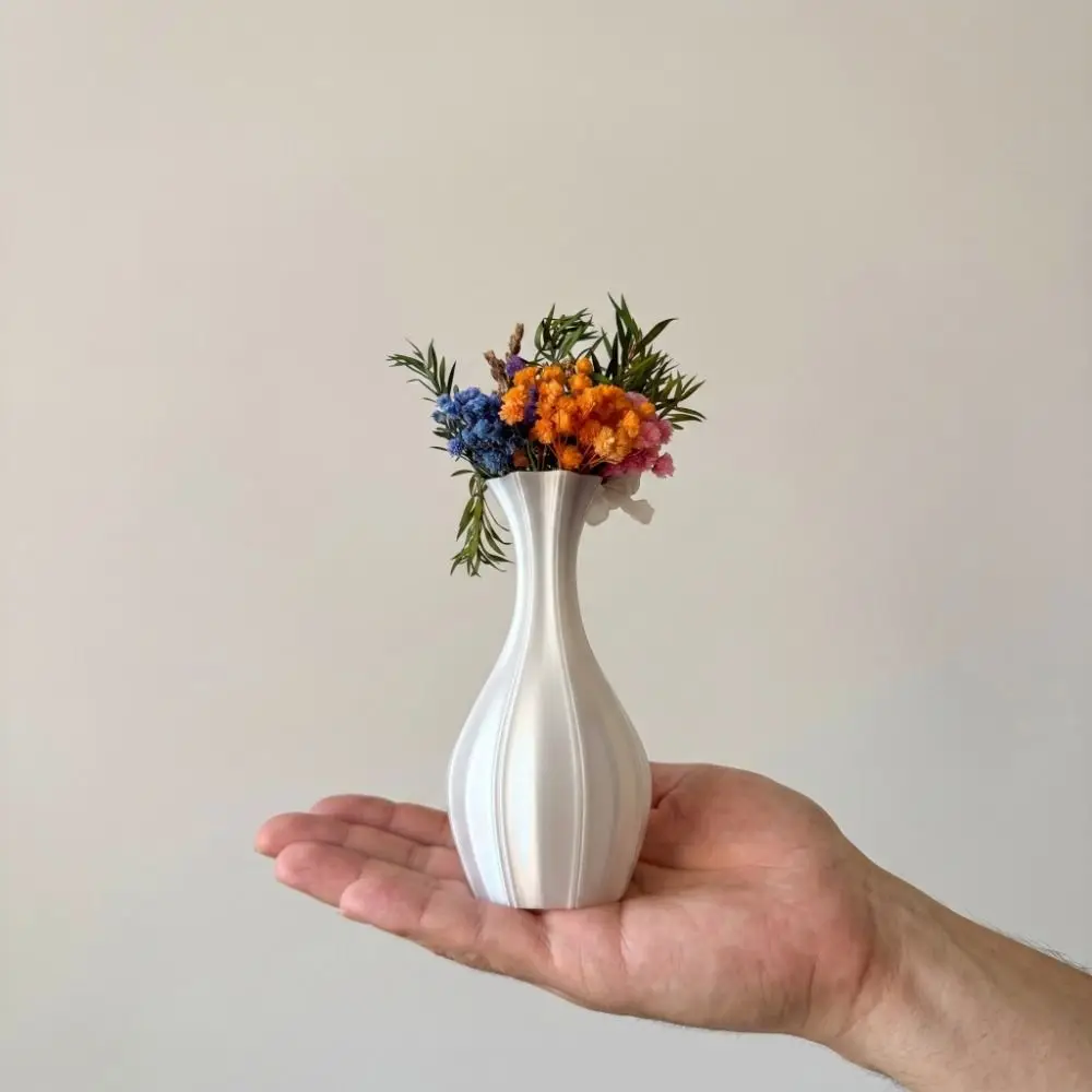 Nordic 3D Printed Decorative Vase White Color Desktop Ornament Mini Flower Vases Simple Spiral Vase Desktop Decor