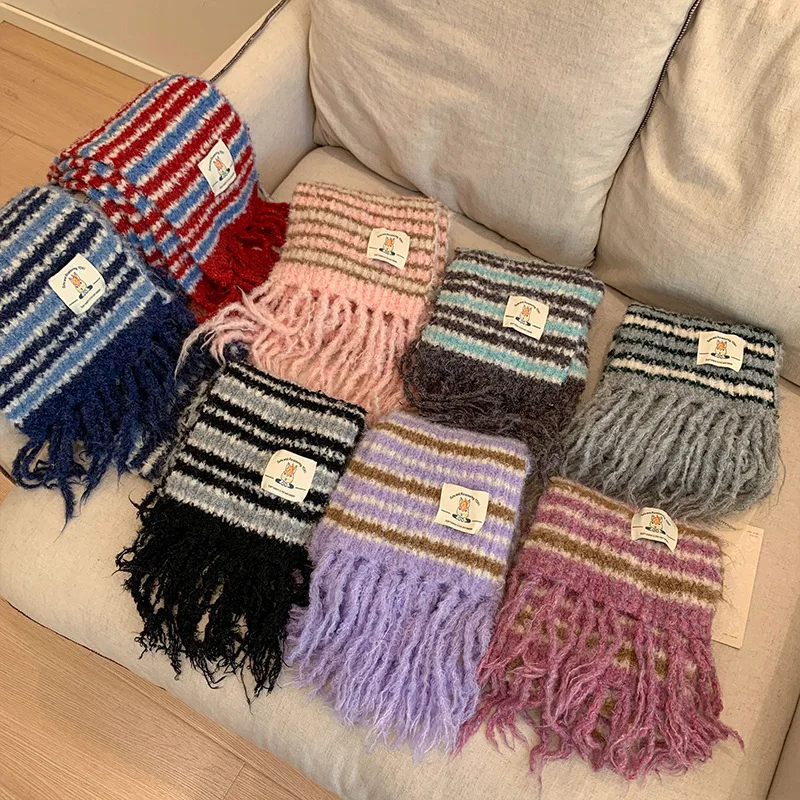 

2025 Winter New Color Contrasting Knitted Women's Scarf Made of Soft and Comfortable Wool with Tassel Stripes for Warmth Shawl