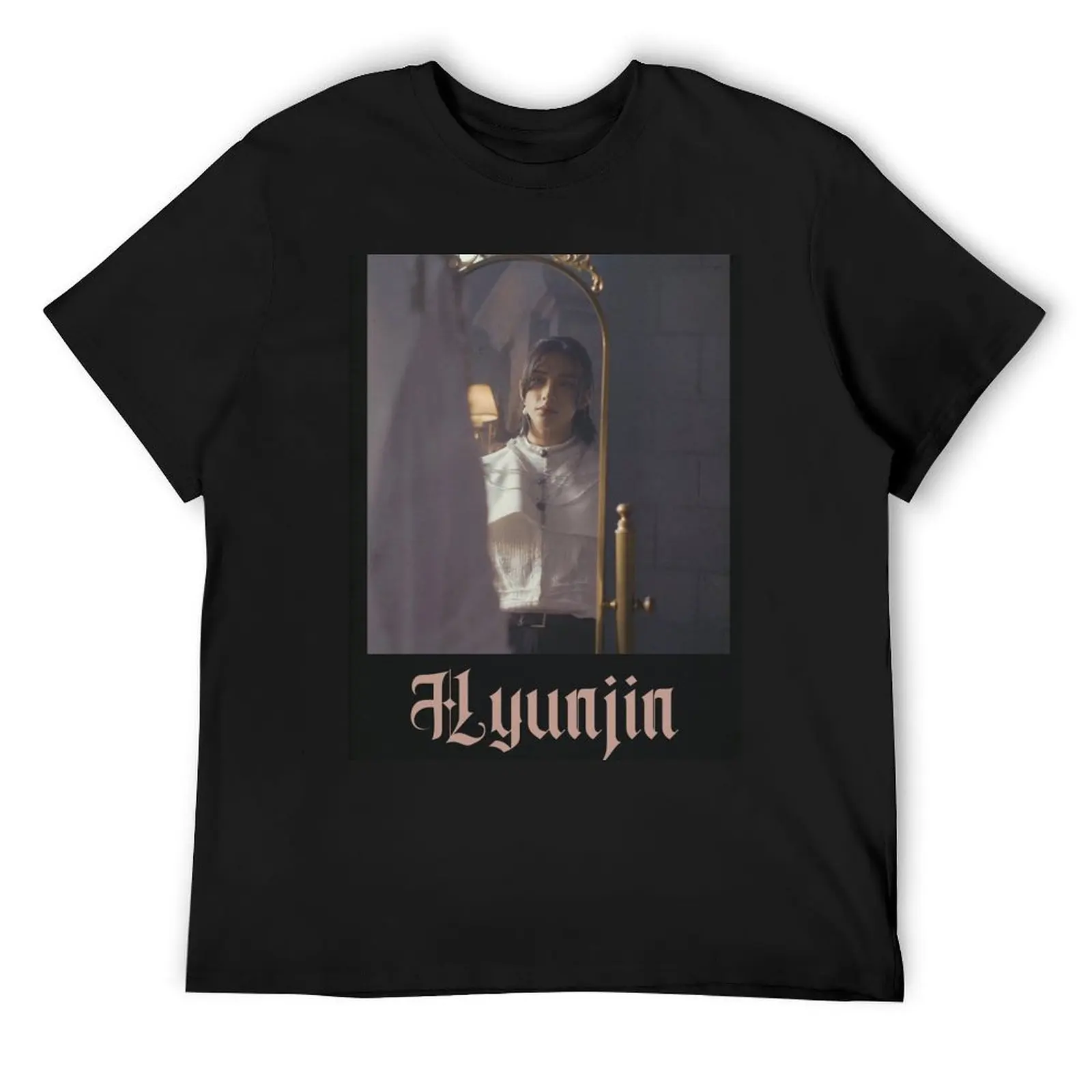 

Hyunjin - play with fire T-Shirt anime clothes graphic shirts vintage graphic tee men t shirt