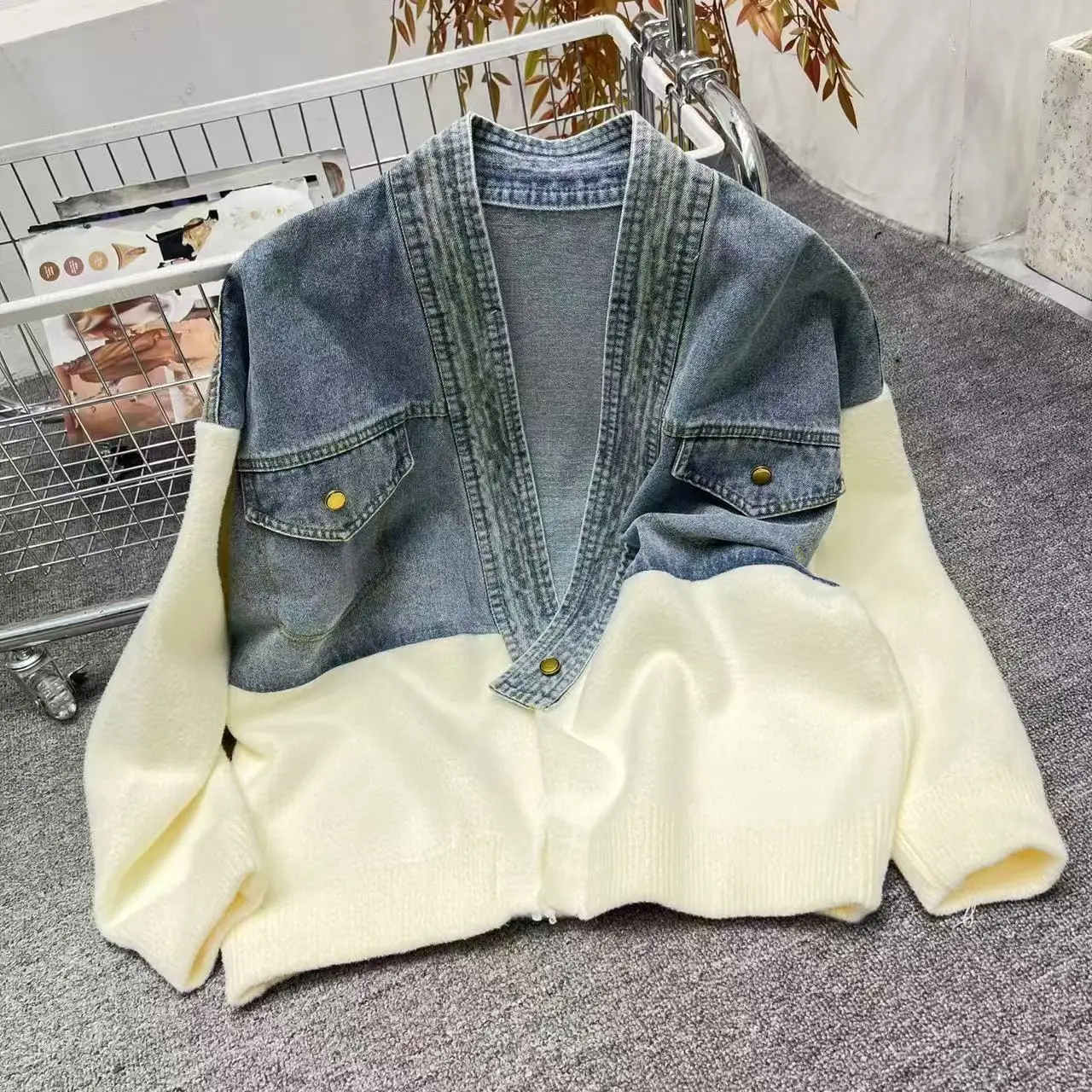 

Autumn Winter Long Sleeve Button Versatile Short Knit Tops Popular Korean Version Women Denim Patchwork Elegant Cardigan Sweater