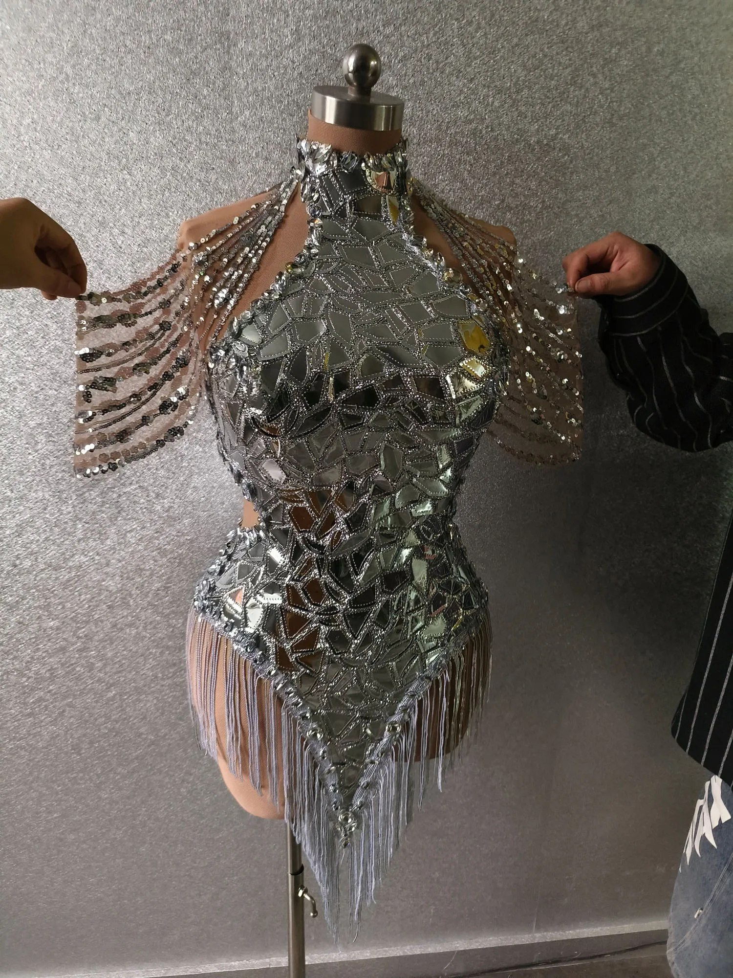 Vestido ajustado de lentejuelas con borlas de encaje personalizado, traje Sexy de alta elasticidad, fiesta de cumpleaños, actuación