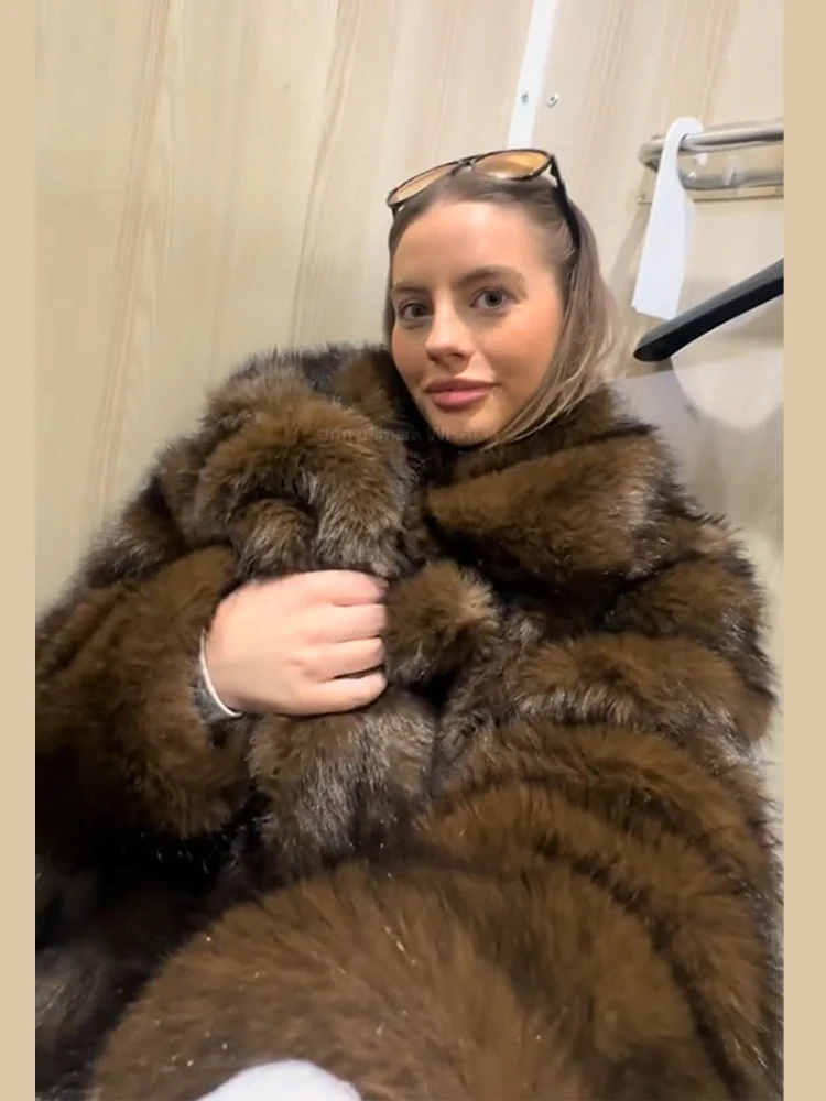 معاطف نسائية عصرية من الفرو الصناعي لشتاء 2025 سترات نسائية جديدة بأكمام طويلة سترات دافئة سميكة ملابس خارجية للسيدات غير رسمية شارع العليا