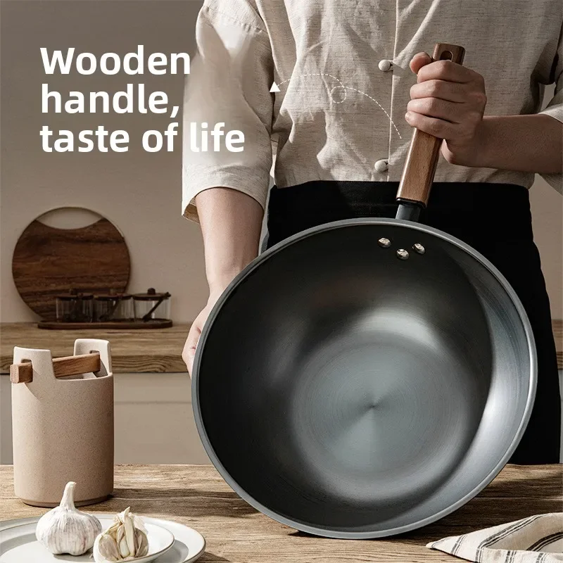 DSA iron pot household no-coating old-style wok, induction cooker universal, low oil smoke frying pan