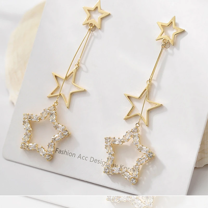 

*Ear clip without ear holes Women's long five pointed star earrings