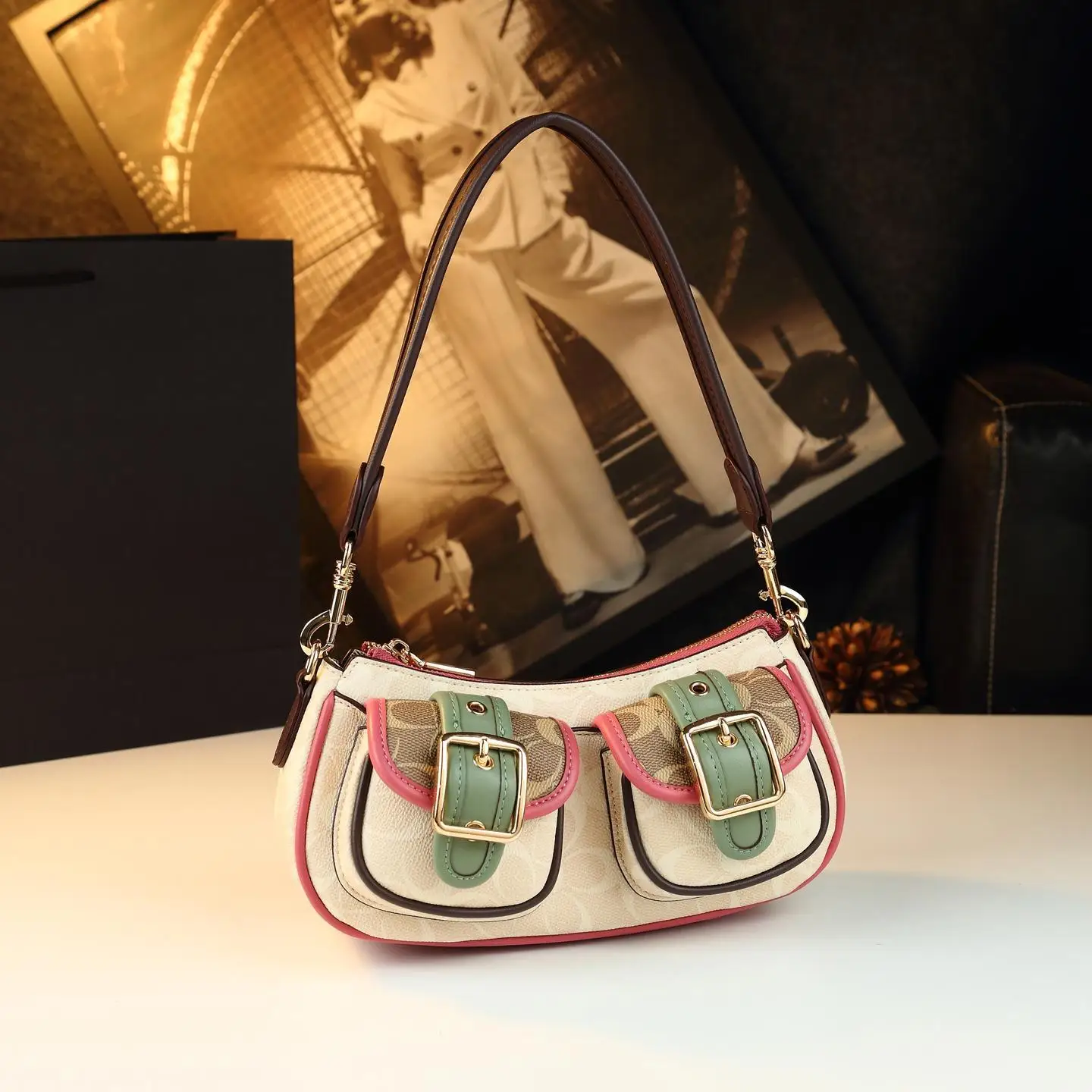 

Designer Vintage Diaper Bag Women's Elegant Crossbody Handbag Luxury Minimalist Tote Leather Practical Fashionable Bag