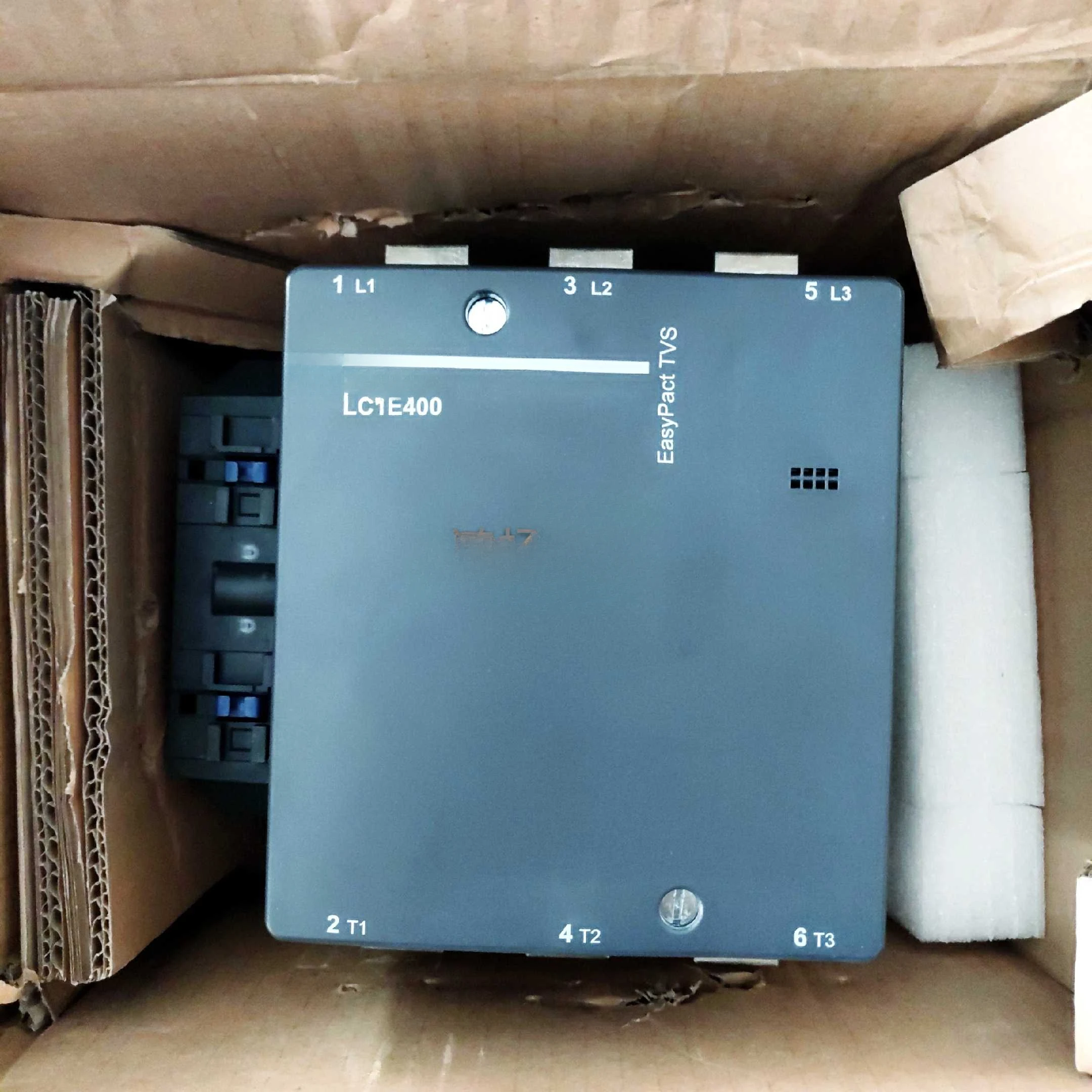 

LC1E400 110V 220V 380V