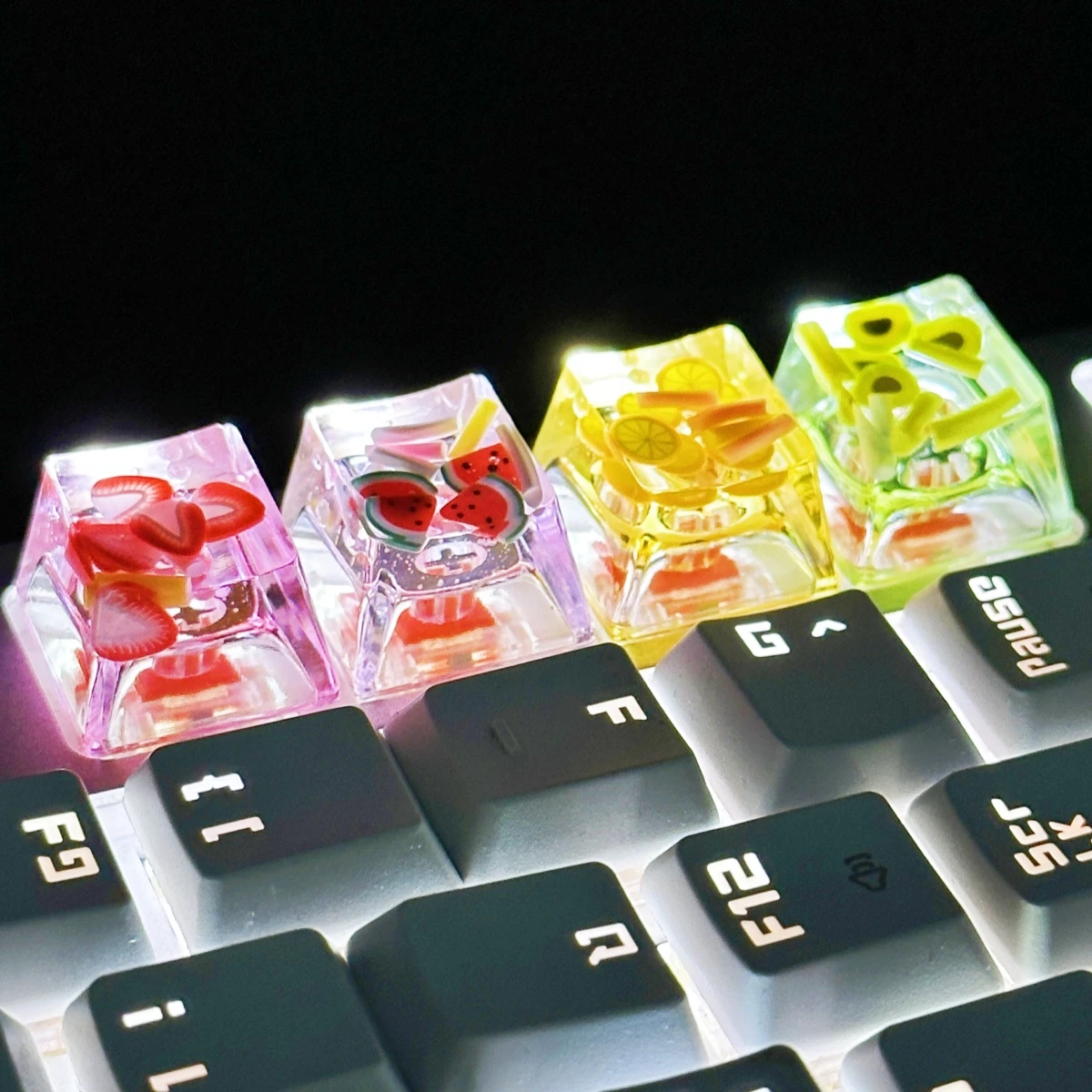 DIY Strawberries/Watermelon/Avocado Keycaps Translucent Fruit Series Resin Keycap Cross Axis Mechanical Keyboard Accessories