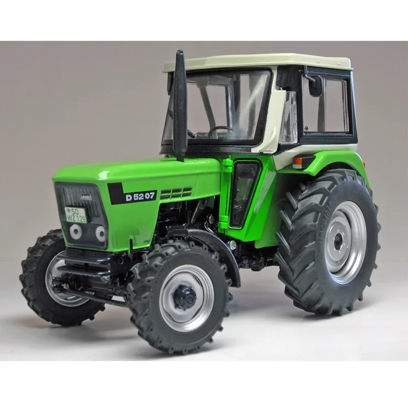 Diecast 1: 32 Scale Deutz D 52-07 A gricultural Tractor Alloy Simulation Model Collection Display Decoration Gifts Souvenir Toys