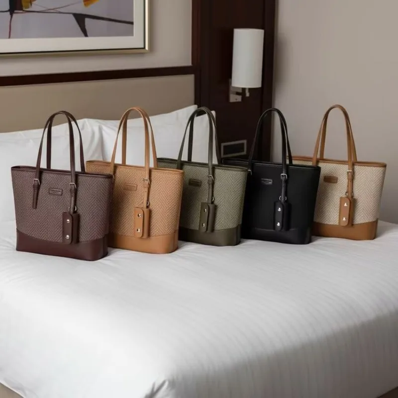 

Стильная женская сумка-тоут, дизайнерская сумка для подгузников, элегантная кожаная сумка, вместительная сумка через плечо, сумка-мессенджер.