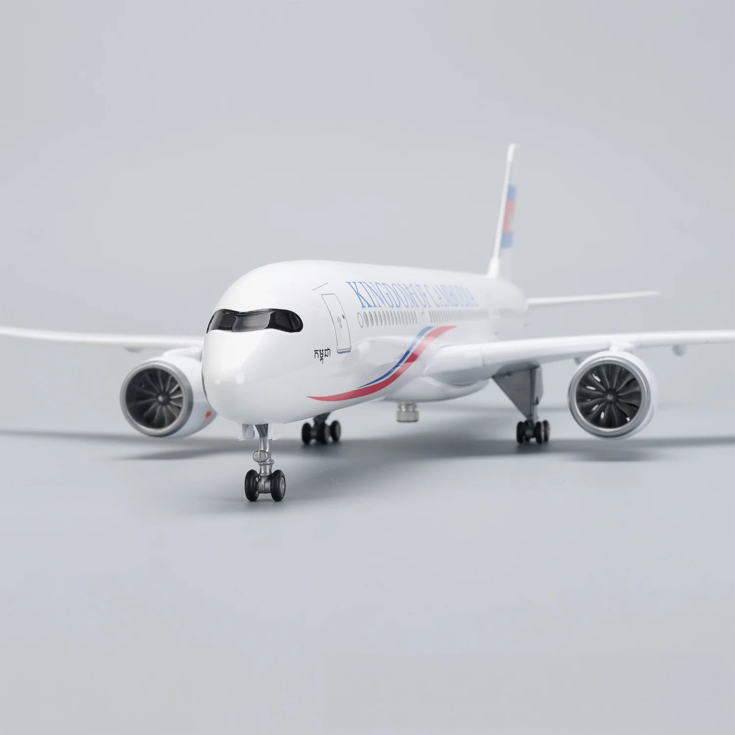 47cm Cambodia A350 Airways Airplanes Model Air-bus 350 Resin Diecast Scale With Landing Gear Wheels Gift Collectible Miniatures