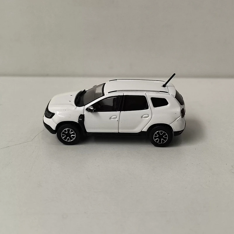 

PCX HO 1:87 Scale DACIA DUSTER II Plastic Simulation Car Model Static Collection Decorated Holiday Toy Souvenir Gift