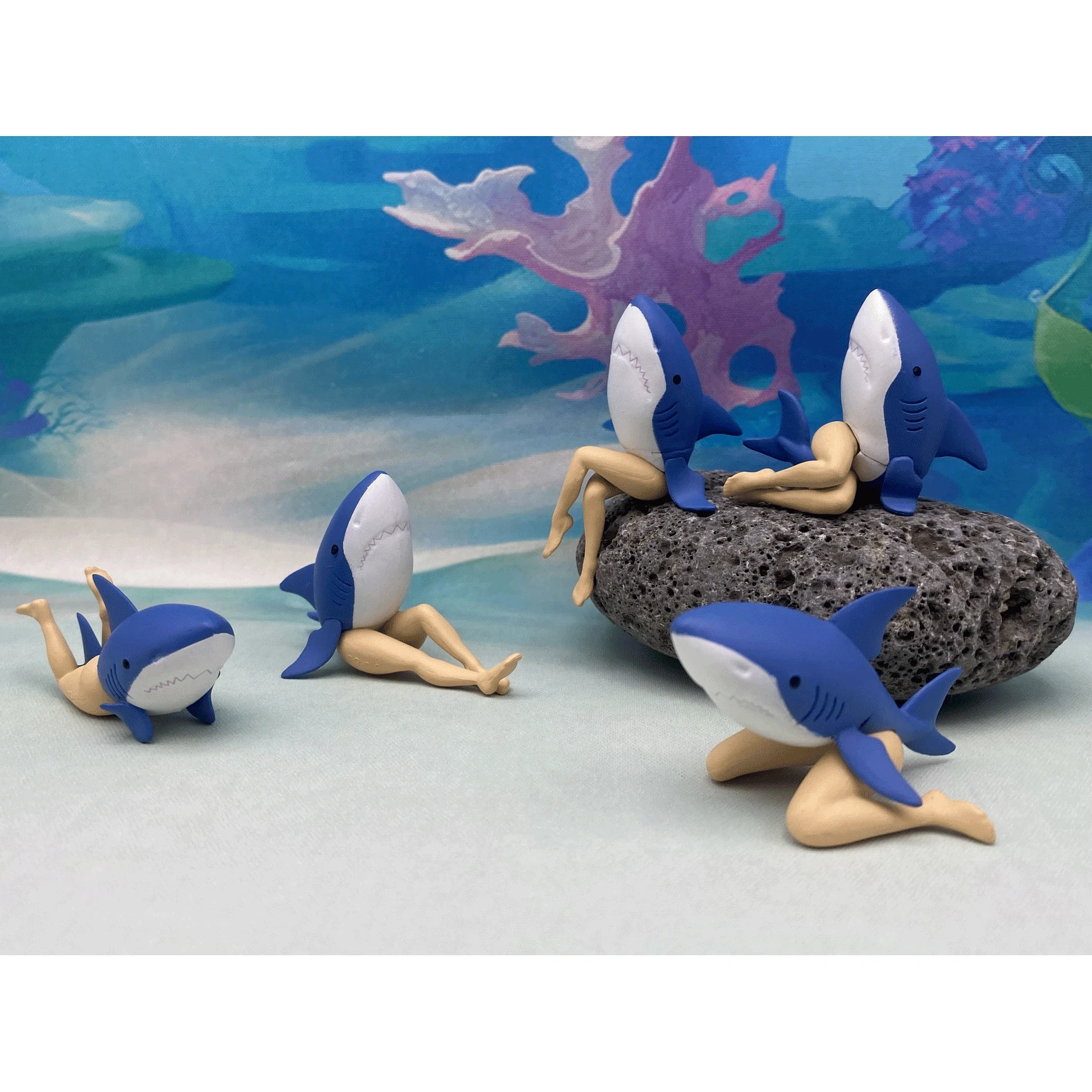 

BANDAI Genuine Foot Shark Mermaid Creative Sand Sculpture Small Ornament Capsule Action Figure Model Toys