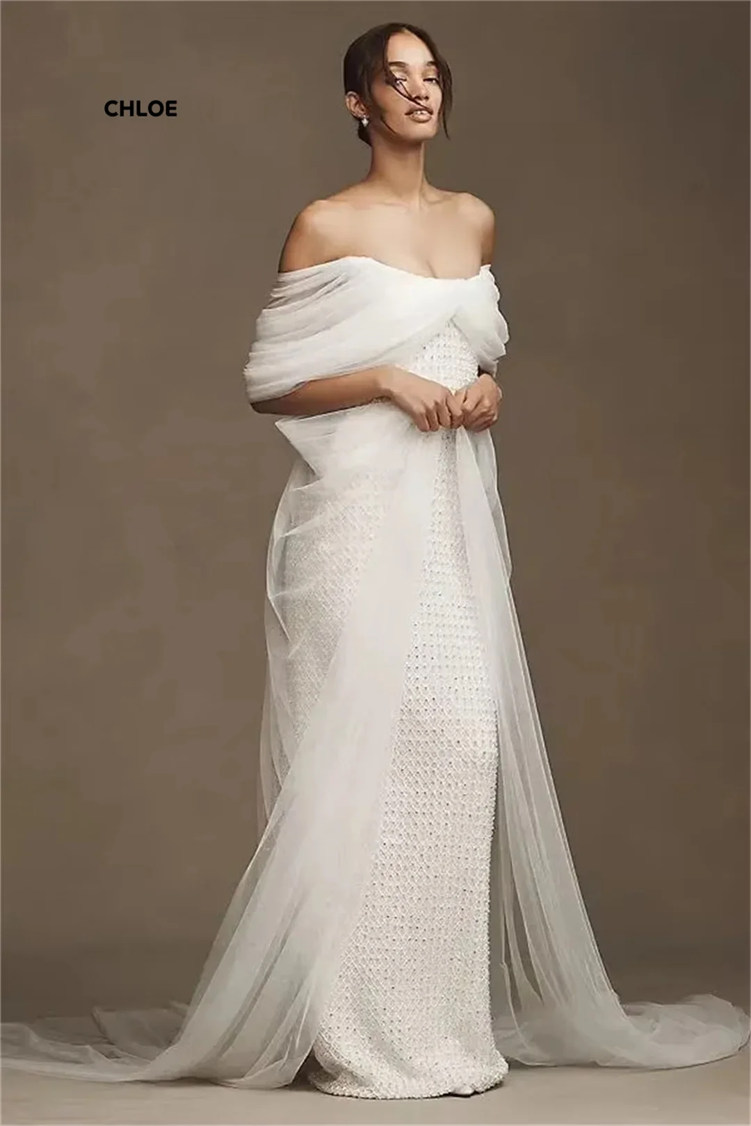 فساتين سهرة على شكل ذيل السمكة فساتين حفلات أنيقة للسيدات 2025 فستان نسائي فاخر مصنوع حسب الطلب للحفلات الراقصة شال فاخر مكشوف الأكتاف