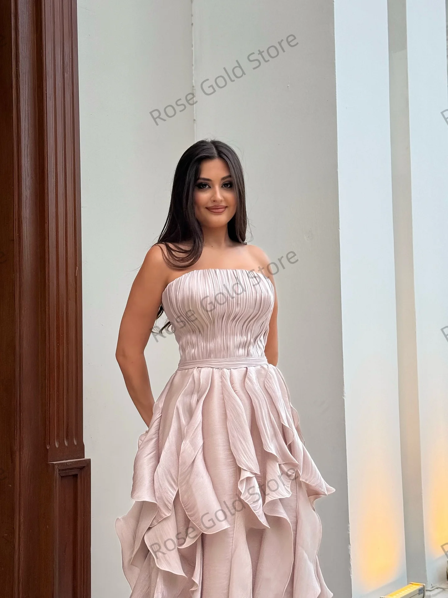 ชุดราตรีทรงเอไลน์แบบโรแมนติกสำหรับผู้หญิง สายเดี่ยว แต่งระบายจีบ ชุดราตรีแบบยาวถึงพื้น  ชุดราตรีแบบอาหรับสำหรับงานพรอม  สามารถสั่งตัดได้