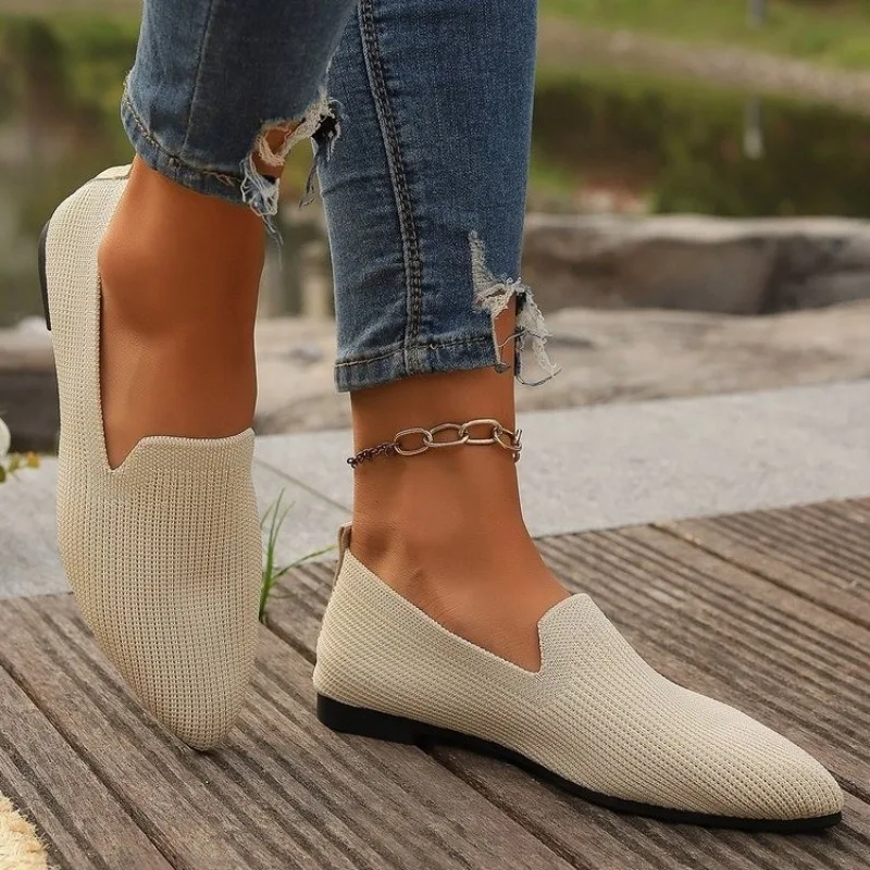 2024 Summer New Women's Fashion Solid Color Pointed Toe Breathable Flat Shoes Outdoor Leisure Shopping Comfortable Women's Shoes