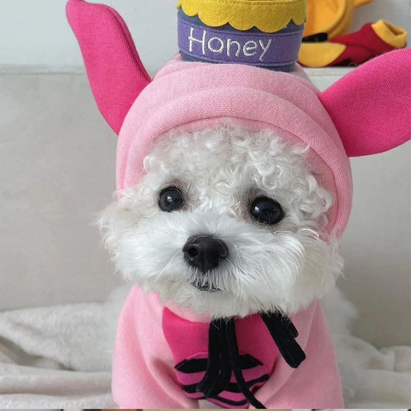 Autumn and winter dog thin sweatshirt Winnie the Pooh outfit small and medium-sized dogs and cats can wear cute pet clothes