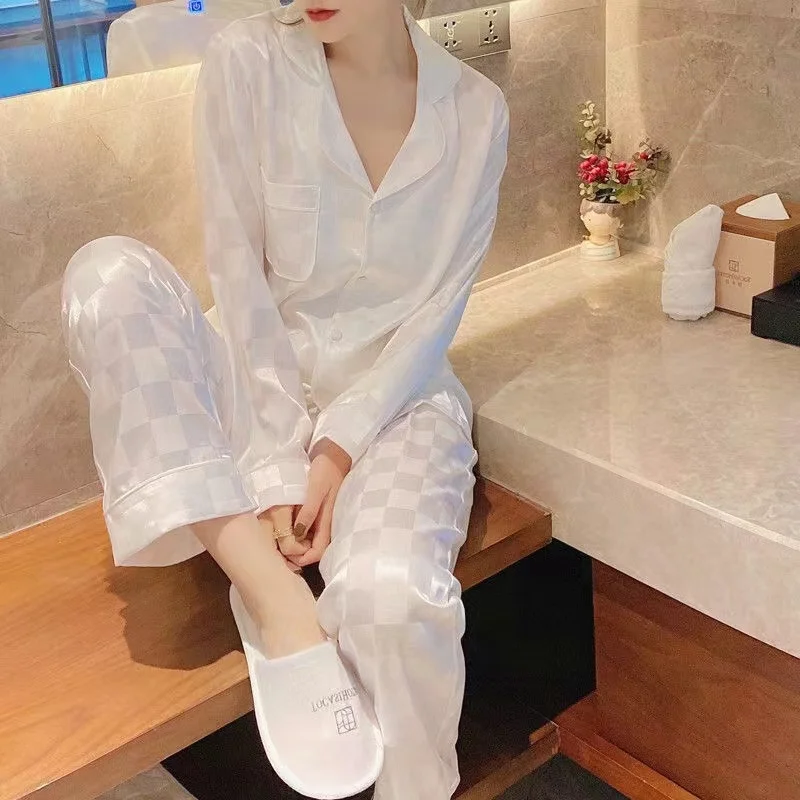 White Checkered Pattern Jacquard Plus Size Women Pajamas 2024 New Autumn Long Sleeve Pant Sleepwear French Elegatn Lady Lounges