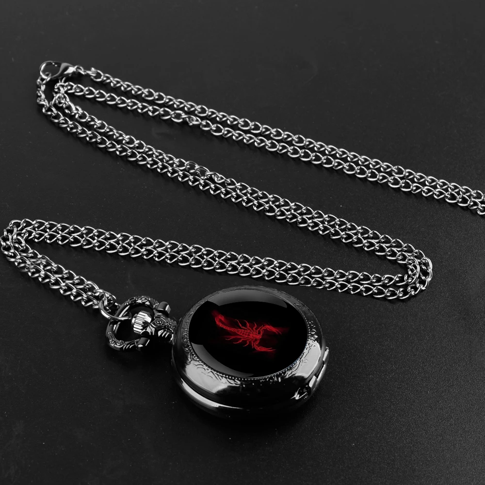 

Scorpion Design Glass Dome Quartz Pocket Watch With Durable Chain Arabic Numeral Dial For Men And Women Creative Gifts