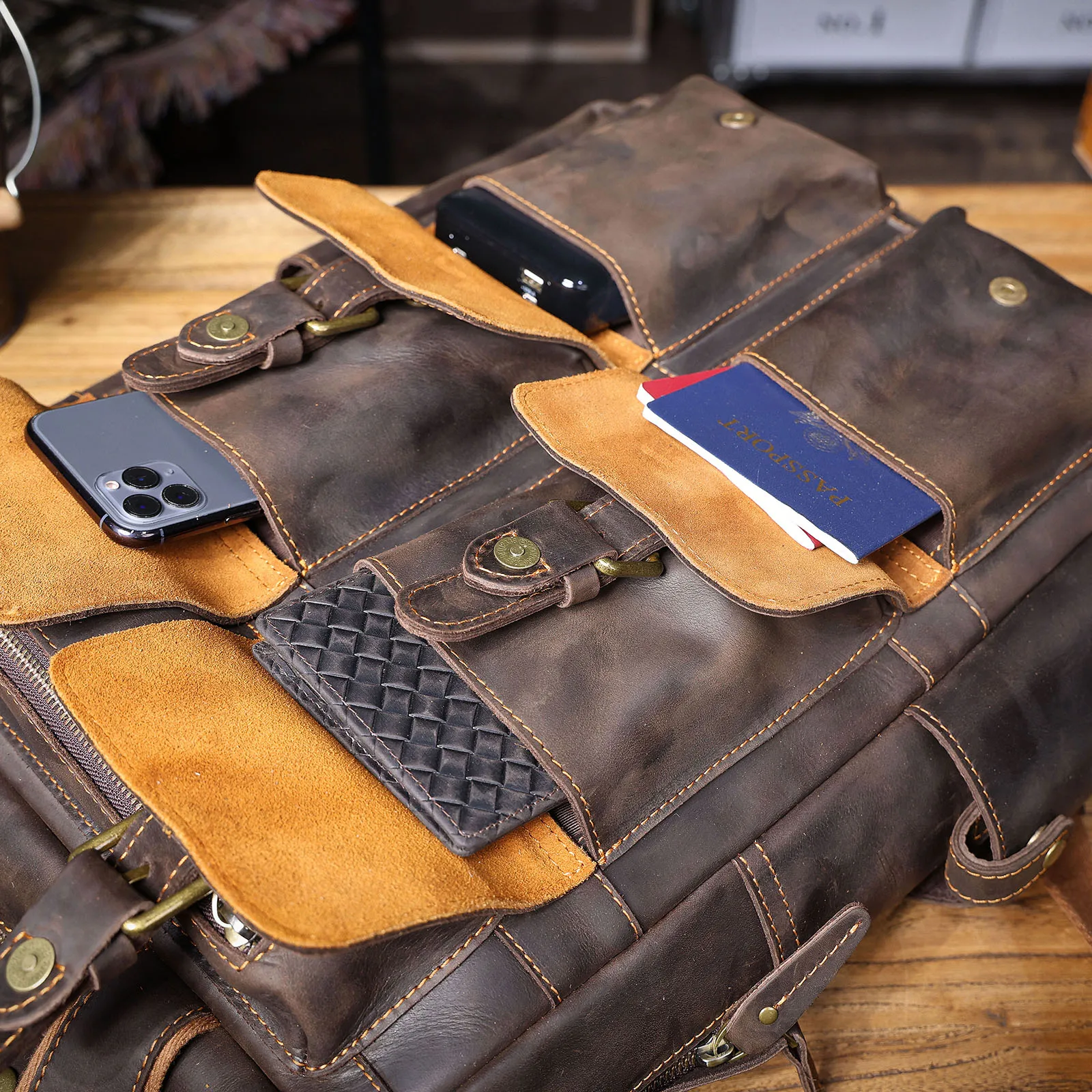 S.WORKER Vintage Echtleder-Rucksack 16 Zoll Laptop-Tasche Lässige Crazy-Horse-Leder Schultasche Outdoor-Reise-Weekender-Tasche – Detail 16