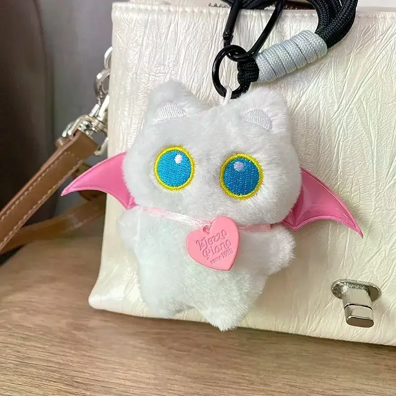 Adorabile portachiavi in peluche di gatto nero con ali; Ciondolo per borsa carino; Decorazione dello zaino; Regalo Kawaii unico per le coppie.