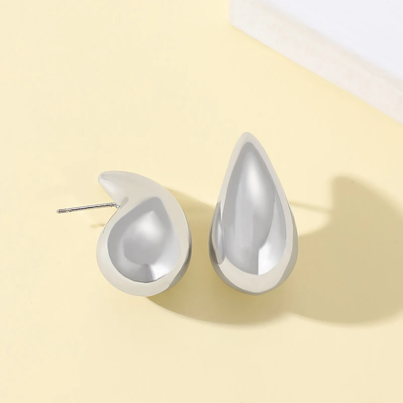 Fashion Elegant Water Drop Metal Earrings for Women Punk Smooth Surface Rose Gold Silver Color Teardrop Stud Earrings Jewelry