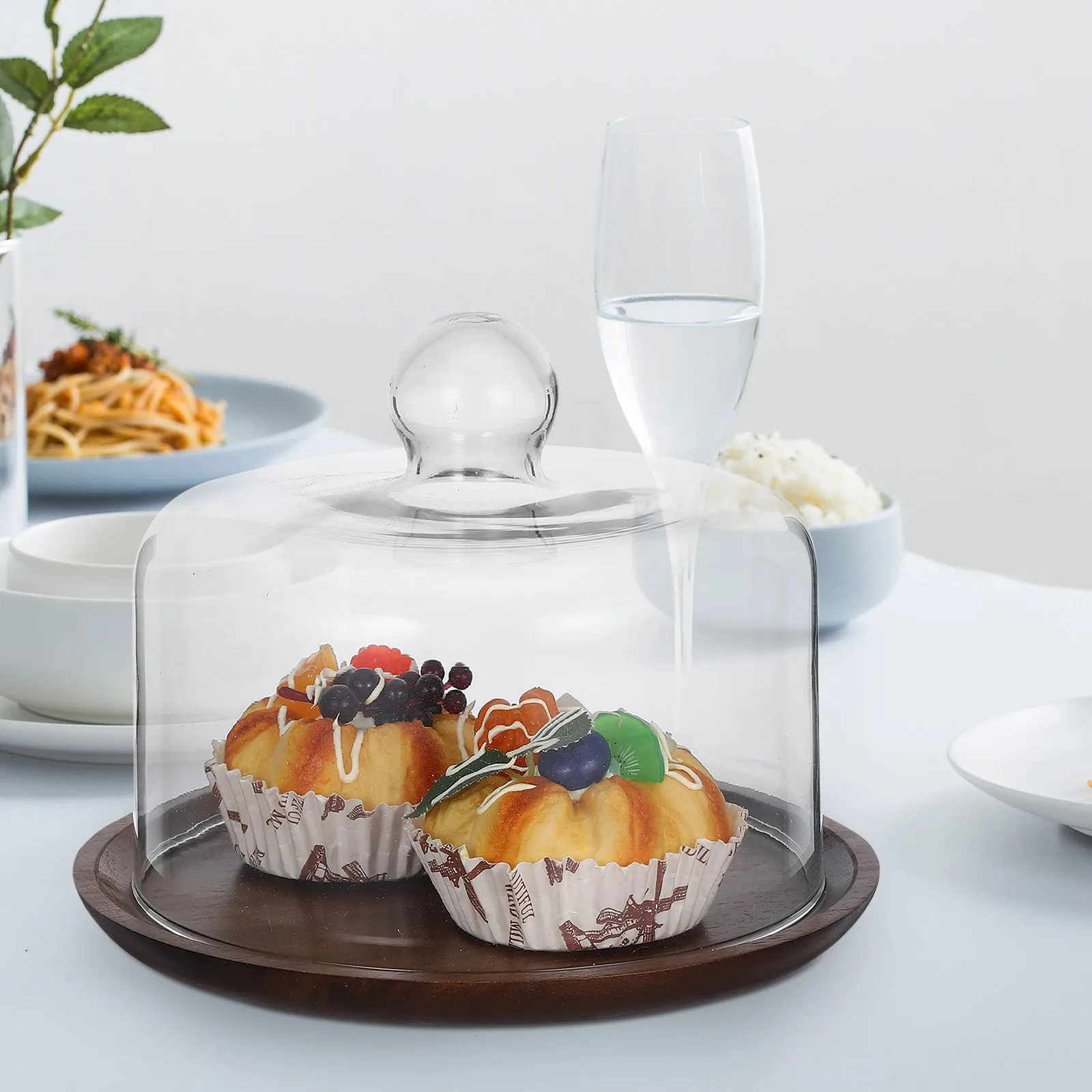 

Glass Transparency Cake Platter Display Clear Cake Displaying Tray Tray Bread Pastry Dessert Food Acacia Wood