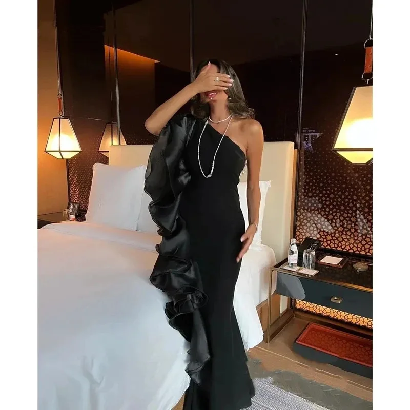 

Black One Shoulder Mermaid Dubai Evening Dresse Pleat Tiered Party Prom Evening Gowns For Women Robe soirée 2024