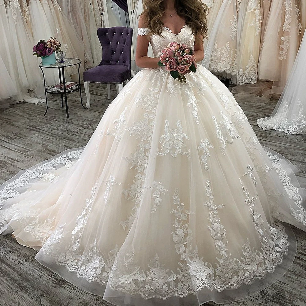 

Elegant Appliques Sweetheart Off the Shoulder Wedding Dresses Exquisite Lace A-Line Floor Length Organza Sleeveless Sweep Train