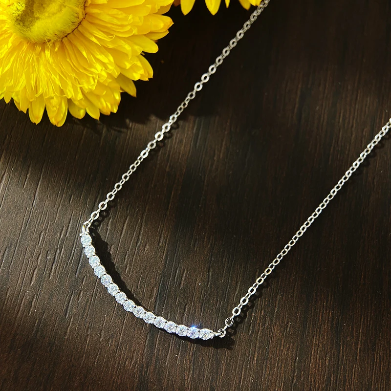 KNOBSPIN D VVS1 Moissanite Pandent Necklace s925 Sterling Silver Plated 18k White Gold GRA Certified Smile Necklaces for Women