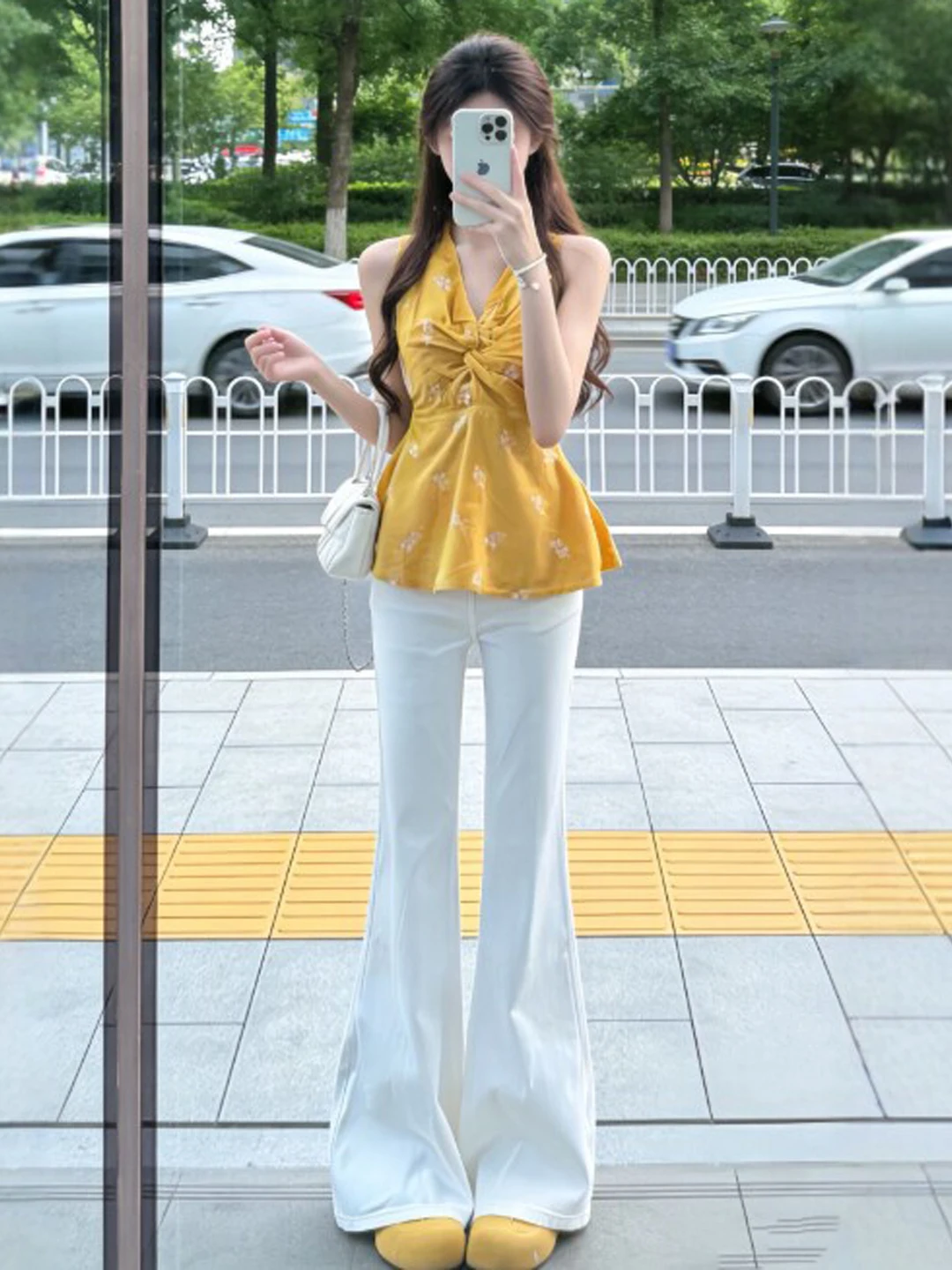 

Gentle Wind Unique Super Beautiful White Long Pants Two-Piece Set Anti-Wrinkle Cotton V-Neck Strapless Top And High Waist Tro...
