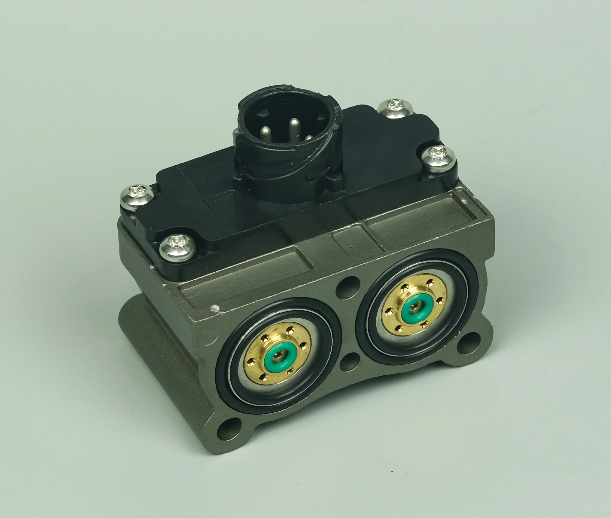 

OE 9452601457 9702601057 A9452601457 A9702601057 solenoid valve FOR BEN.Z New