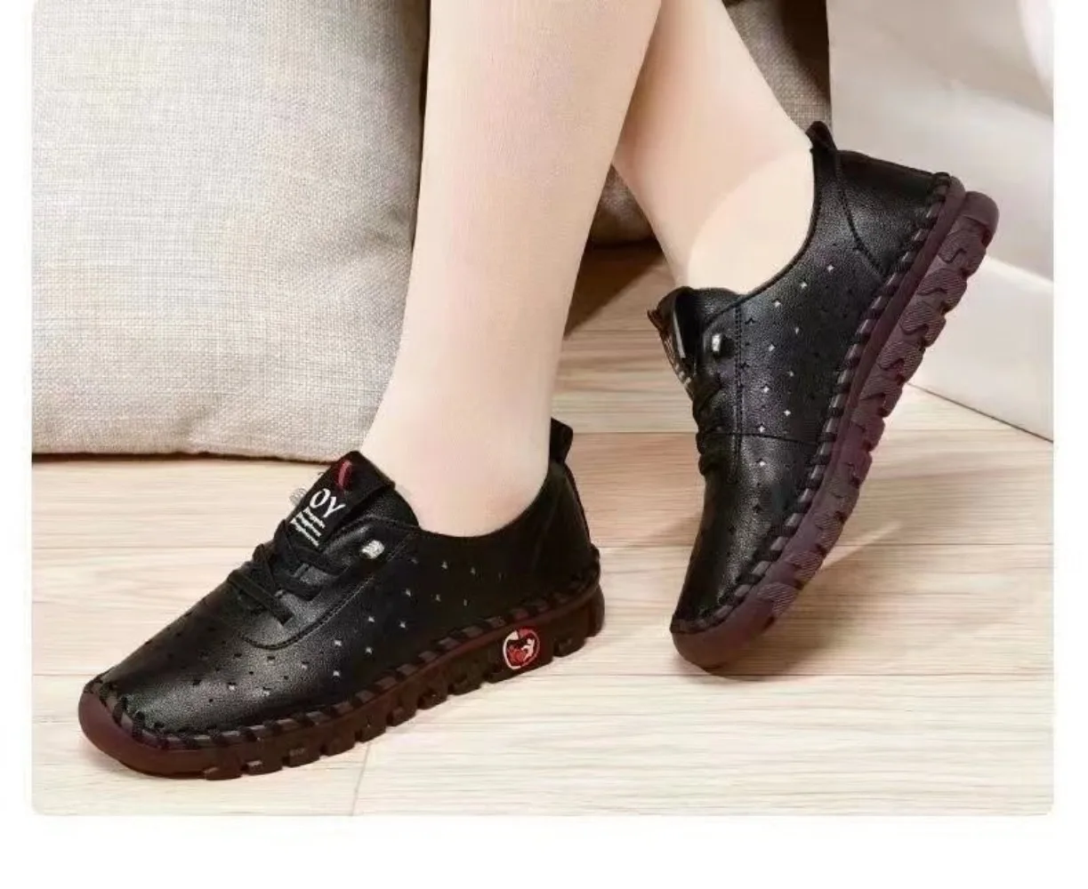Weiche perforierte Leder-Loafer für Damen, atmungsaktive, ausgeschnittene Gummisohle, rutschfeste Fußgewölbestütze, leichte flache Schuhe für den Außenbereich – Detail 1