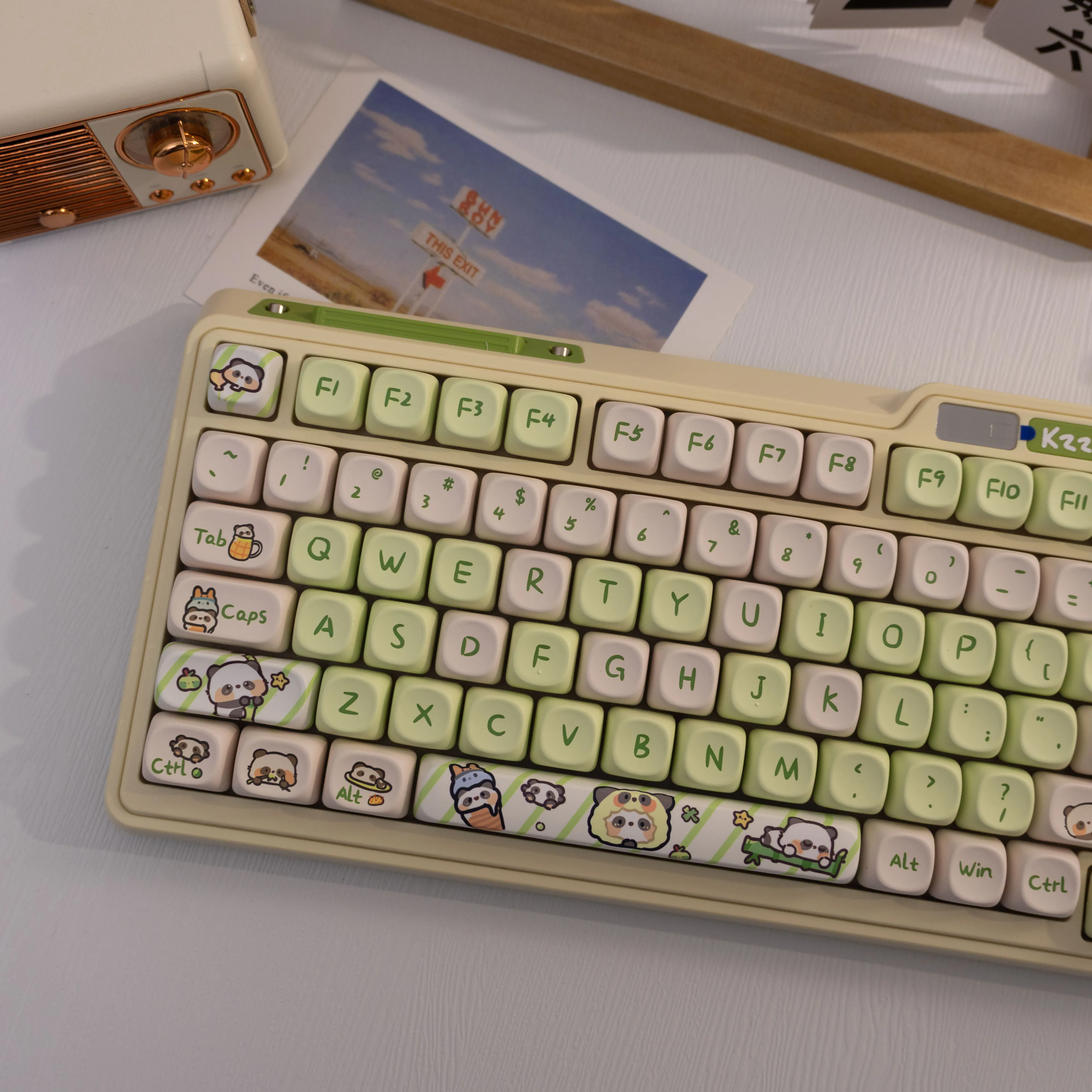 142-key Panda Themed PBT Keycap Dye-Sublimation, MOA Profile Contour，Compatible with MX for  Keyboard Fit 61/64/68/87/96/1