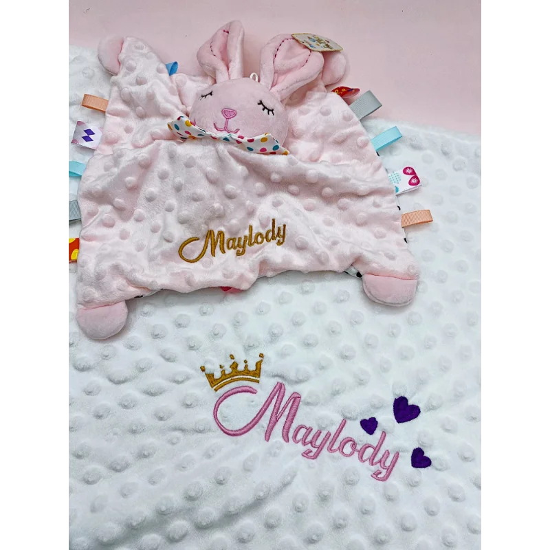 بطانية أطفال مخصصة مع اسم عربة أطفال لحديثي الولادة دمى نوم ناعمة قطيفة مهديء استرضاء هدية استحمام الطفل 1 هدايا الميلاد