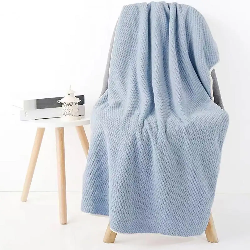 Minimal Pilling Towel Absorbent Coral Fleece Bath Towel 55 X 28 Solid Color Shower Wrap Soft Spa Towel for Home Poolside