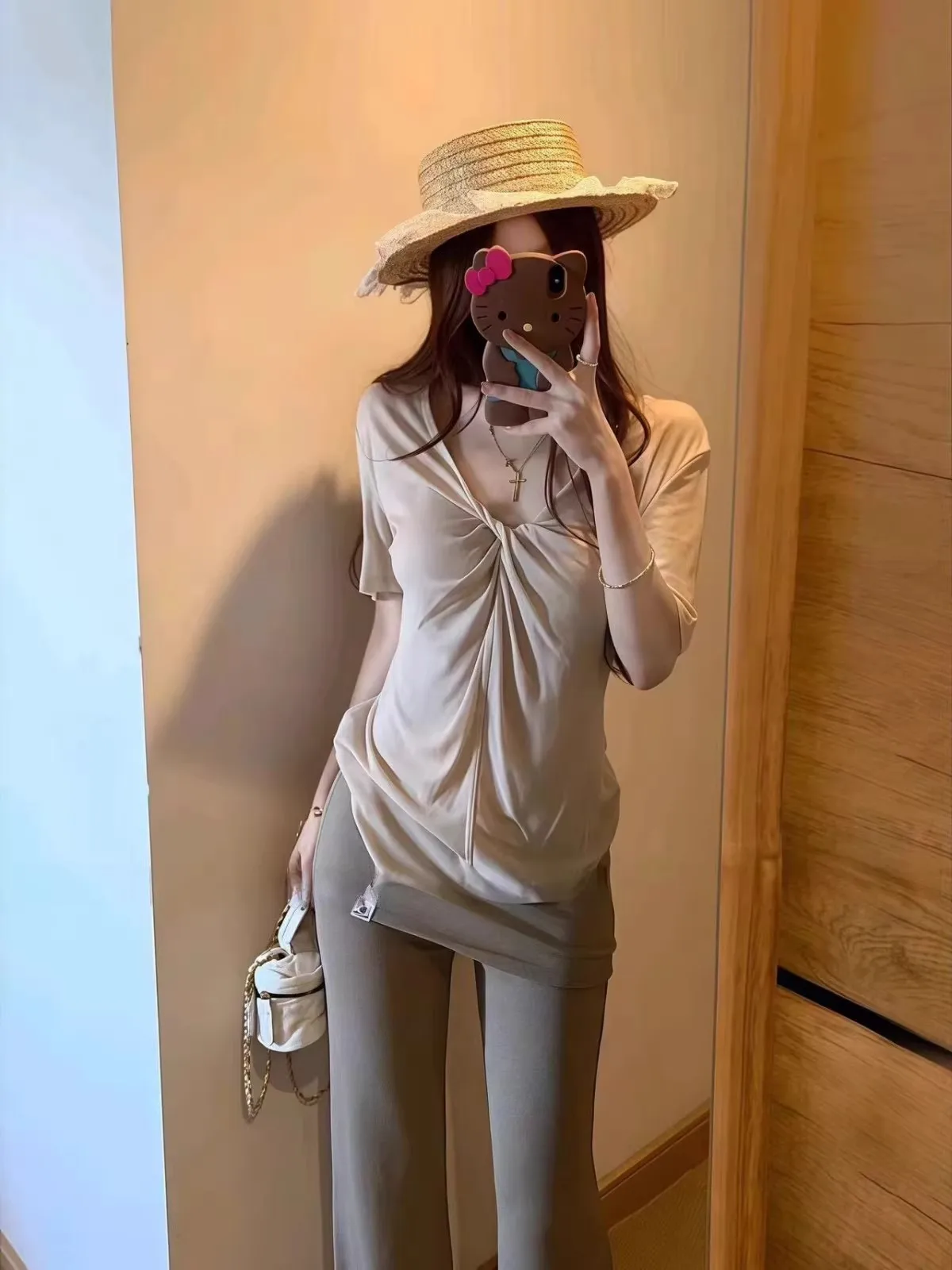 Korean Style Knot V-Neck Short Sleeve T-Shirt Women's Spring Summer Slim Fit Casual Slimming Versatile Top Skin-Friendly Brea...