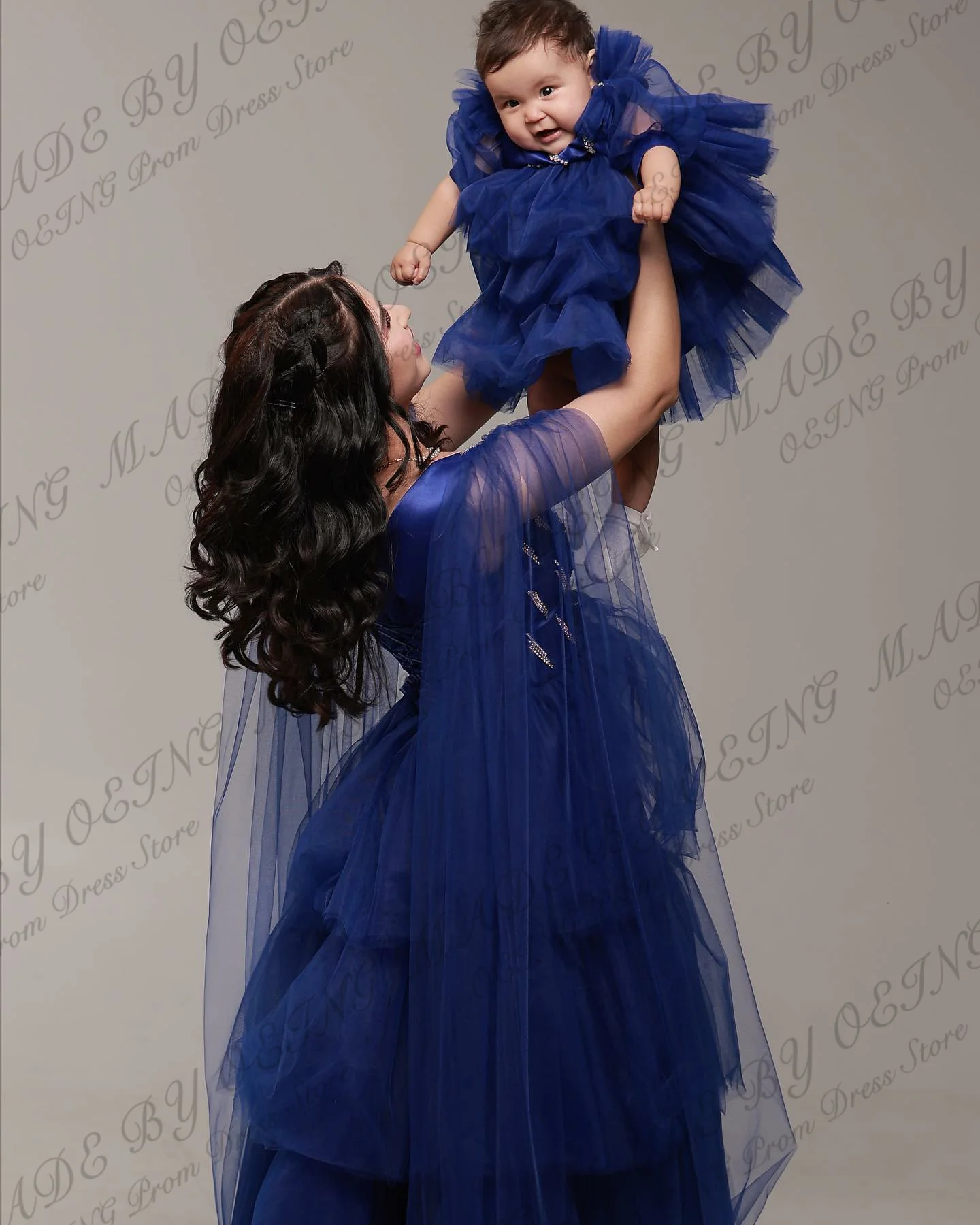 OEING-vestido de baile de mãe e filha para fotos, vestidos longos de festa árabe em Dubai, moda azul royal, infantil