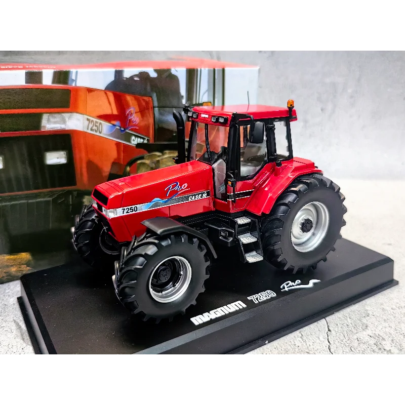 다이캐스트 1/32 스케일 MAGNUM 7250 PRO 1992 합금 트랙터 모델 수집용 장난감 선물 기념품 장식품