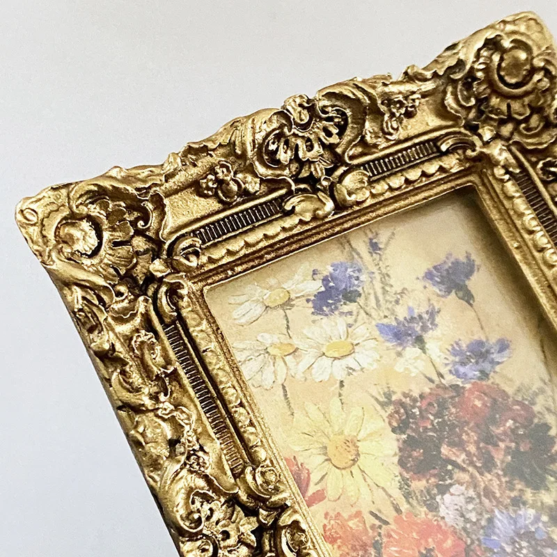 French Relief Creative Resin Photo Frame European-Style Carved Resin Decoration Small Photo Frame Home Decoration Sample Interph