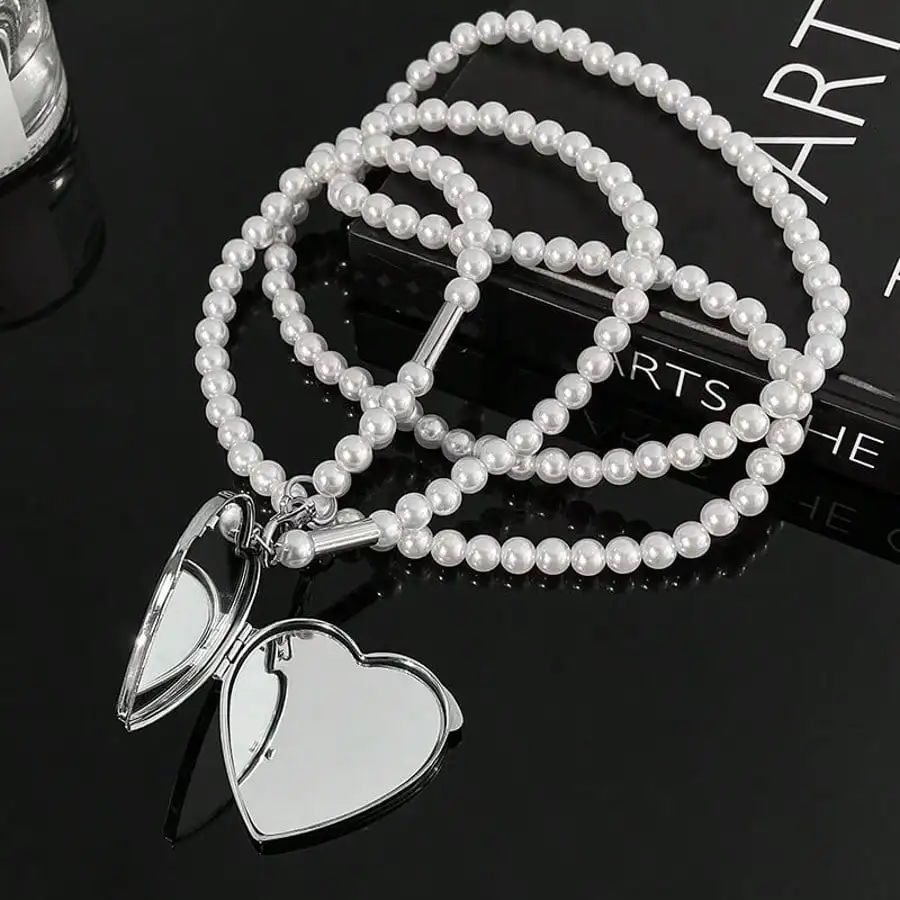 

Women Fashion Pearl Shoulder Chain Crossbody Strap Long Necklace With Heart Shape Mirror Pendant Wedding Party Accessory
