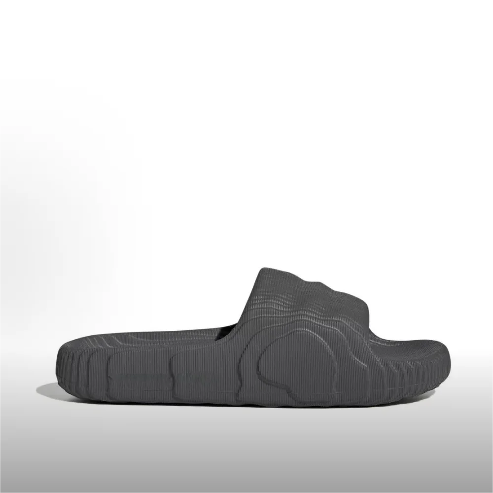 adidas Originals ADILETTE 22 Thick-Soled Outdoor One-Piece EVA Flip-Flops Unisex Style in Dark Gray HP6522